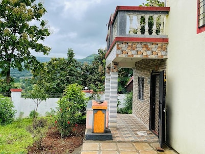 Mauli Niwas Villa, Davaje, Mulshi, Pune – Pure Nature Stay