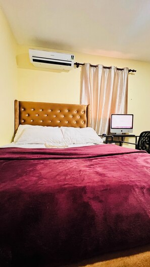 1 bedroom, iron/ironing board, WiFi, bed sheets