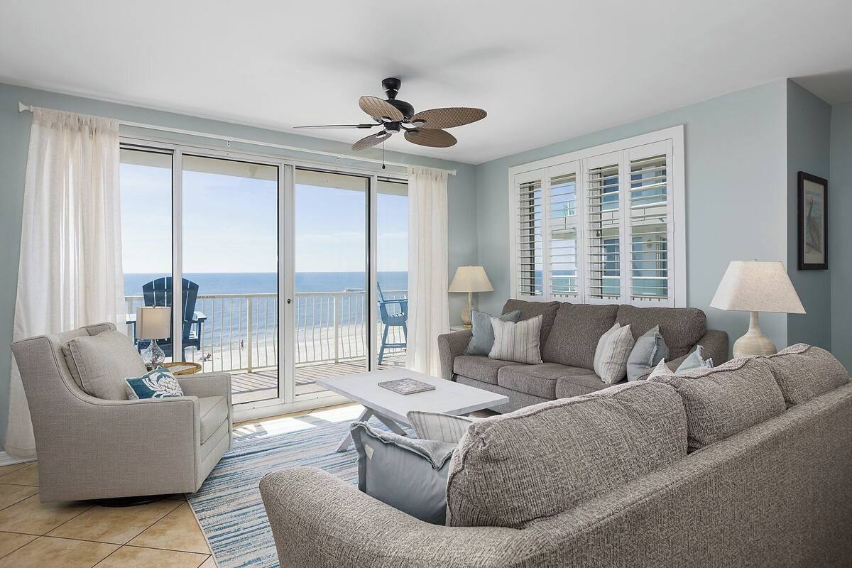 Condo (#403 - No Pets) | Front of property