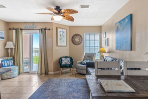 Condo (1 Bedroom) | Property amenity