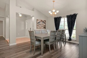 Property amenity - Happy Ours by Southern Vacation Rentals (Foley)