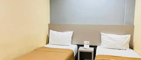 Business Twin Room | Bathroom
