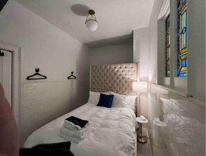 1 bedroom, WiFi, bed sheets - Spa Room & Bath + Gym BBall Indoor Court NASA EV+ (Buffalo)