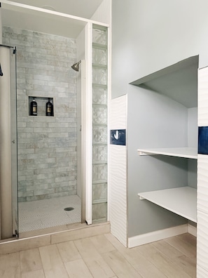 Hair dryer, bidet, soap, shampoo