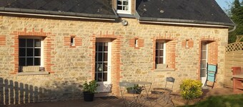 Charming House in Saint-Marcouf with Private Garden