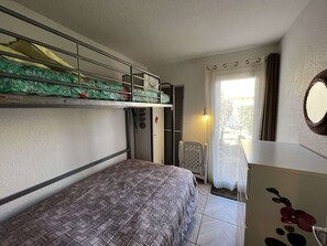 1 bedroom