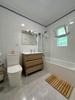 Hair dryer, towels, toilet paper