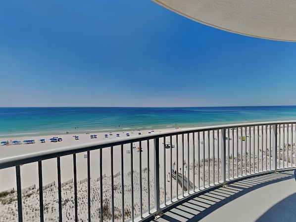 Condo (2 Bedrooms) | Property amenity