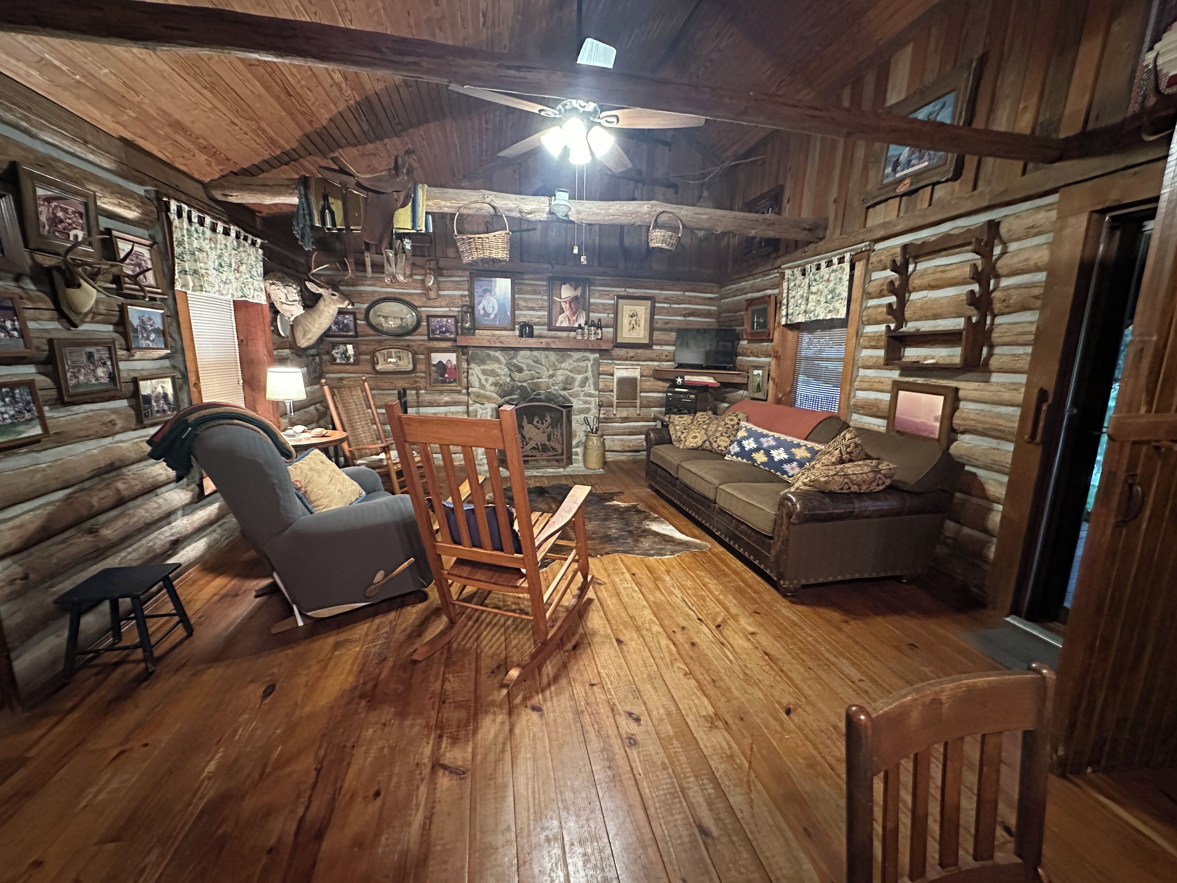 Televisor intel·ligent i llar de foc 