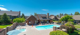 Cascade Cottage Stay for 6