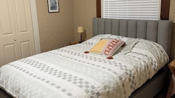 1 chambre, fer et planche à repasser, Wi-Fi, draps fournis