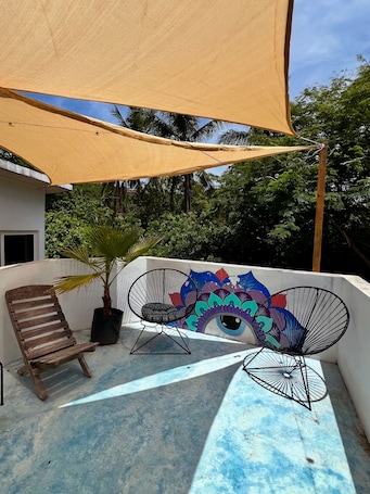 ํ
๋ผ์ค/ํํฐ์ค