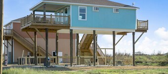 Fetching, cozy home, Sleeps 4! Pet&kid friendly!