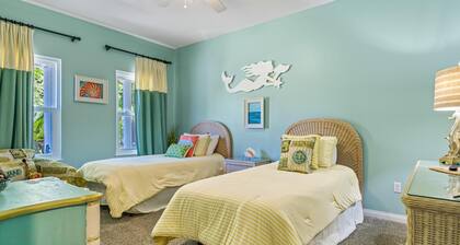 Southern Charm by Southern Vacation Rentals