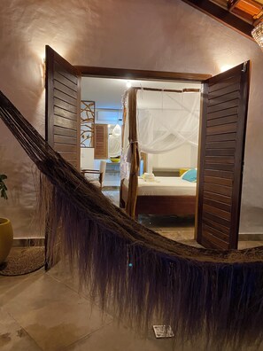 Comfort Triple Room, Pool View | Desk, laptop workspace, soundproofing, free WiFi