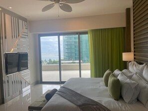 2 bedrooms, iron/ironing board, Internet, bed sheets