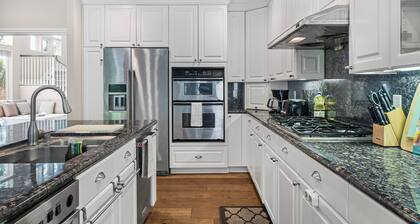 Super Stunning House with Free parking Santa Clara