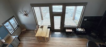 Spectacular Mountain Cabin in the heart of East Rosebud Mountains