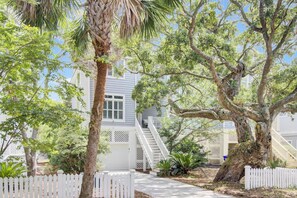 Exterior - Award-Winning Resort Amenities | Grand Pavilion 70 (Isle Of Palms)