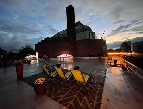 Rooftop Luxury Loft Gym Basket Ball EV+