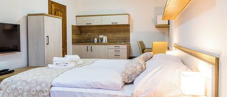 1 غرفة نوم ومكواة/لوح كي وسرير سفر وواي فاي مجانًا