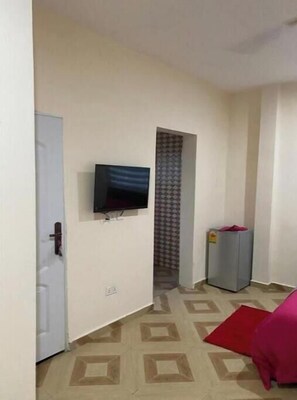 Interior - Louis  Studio Apartment 6 (Greater Accra)