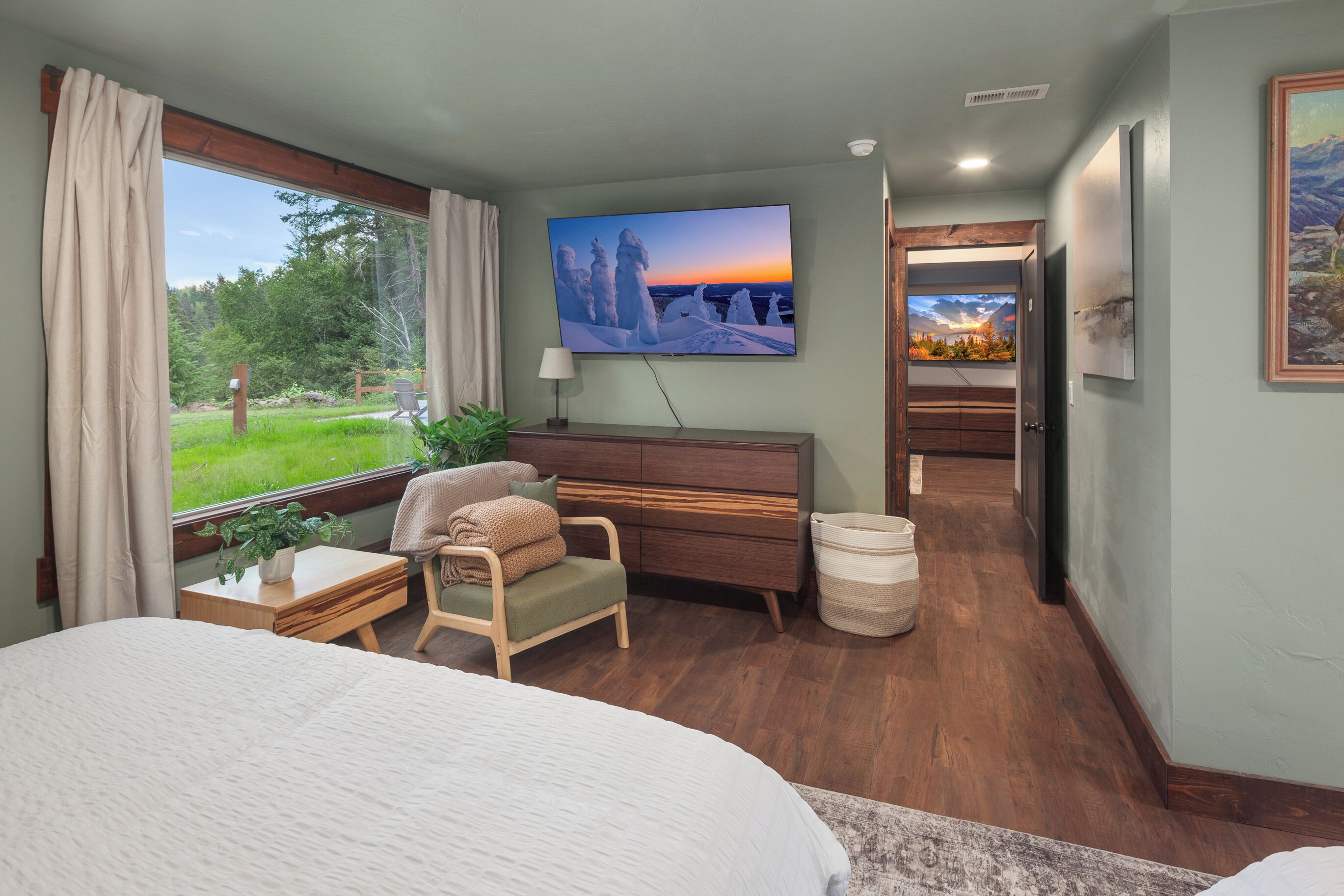 6 soverom, strykejern/-brett, wi-fi (inkludert) og sengetøy