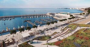 3 bedrooms, Internet - Bright Flat by Carcavelos Beach With Fast Wi-fi (Oeiras)