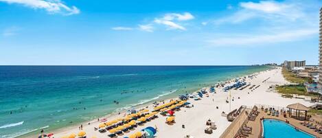 Appart'hôtel, plusieurs lits (Treasure Island 605) | Plage