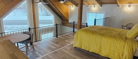 2 室のベッドルーム、WiFi、ベッドシーツ