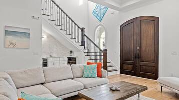 Casa, várias camas (Sea Esta Villa) | Área de estar