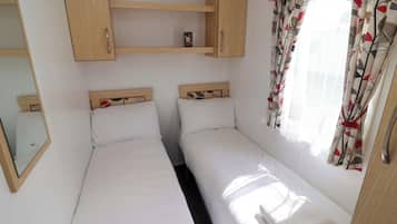 3 bedrooms, individually decorated, individually furnished, free WiFi