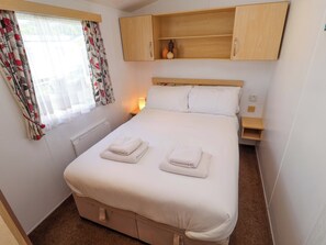 3 chambres, décor unique, ameublement unique, accès au Wi-Fi (inclus)