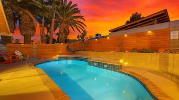 Outdoor pool, a heated pool