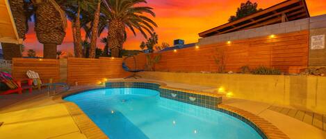 屋外プール、温水プール