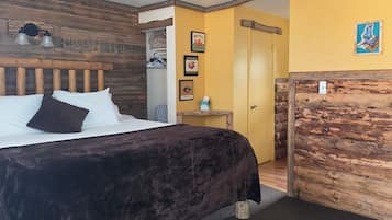 1 bedroom, iron/ironing board, WiFi, bed sheets