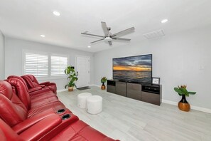 スマートテレビ、書斎 / ワークスペース