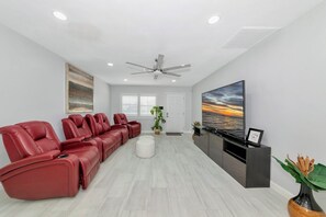 Smart TV, offices