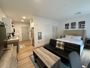 1 slaapkamer, een bureau, wifi