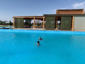 Piscine extérieure