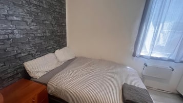 WiFi, bed sheets