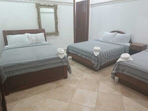Kamar Triple Basic | Wi-Fi gratis