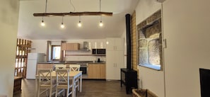 Traditional House | Private kitchen | Full-size fridge, microwave, oven, stovetop