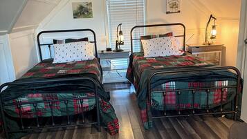 1 Schlafzimmer, BĂŒgeleisen/BĂŒgelbrett, BettwĂ€sche