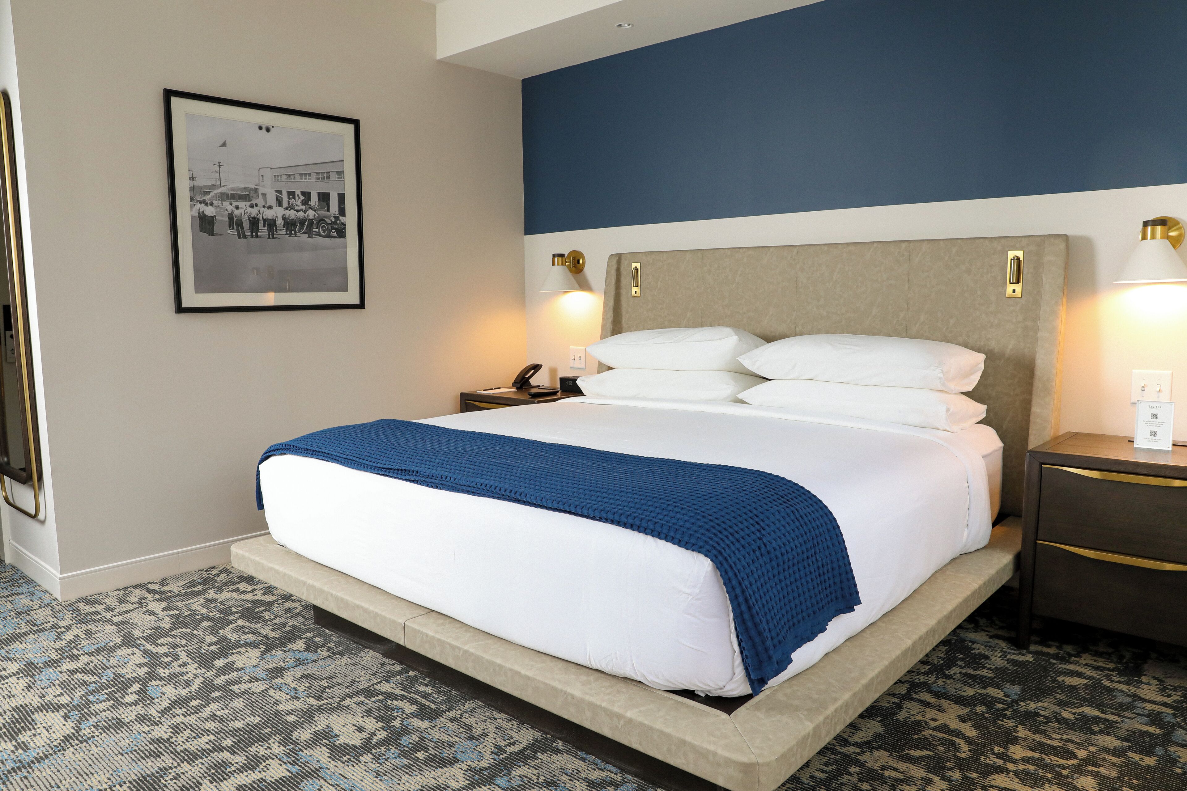 Egyptian cotton sheets, premium bedding, free WiFi, bed sheets