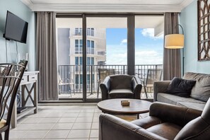 Condo (2 Bedrooms) | Tiện nghi, dịch vụ nơi lưu trú