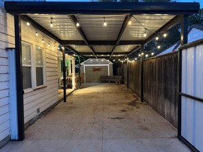 Property grounds - The Matador Cottage Near TTU (Entire Property) (Lubbock)