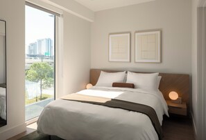 Laptop workspace, free WiFi, bed sheets - Mint House Tampa Downtown by Kasa (Tampa)
