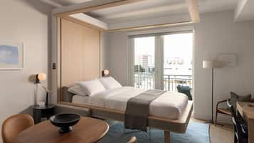 Studio Suite with Balcony | Laptop workspace, free WiFi, bed sheets