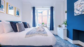 Apartment | Iron/ironing board, free WiFi